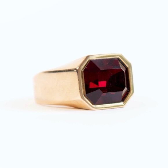 Short & Suite Chunky Gem Ring in Ruby, Size 7 - Picture 9 of 9